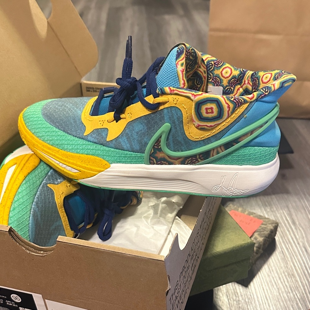Nike Kyrie 8 GO SE Kids Sneakers in Blue, Yellow, and Green